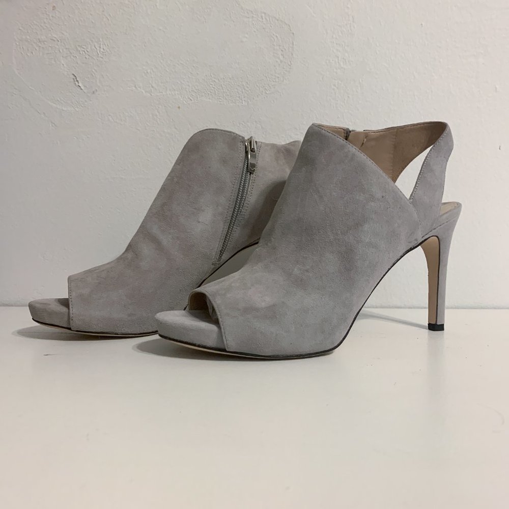 Via Spiga Peep Toe Heel, Gray - Size 9